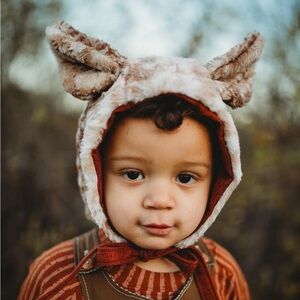 Native Fable deer bonnet